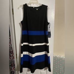 Womens Tommy Hilfiger dress. Size 16. NWT